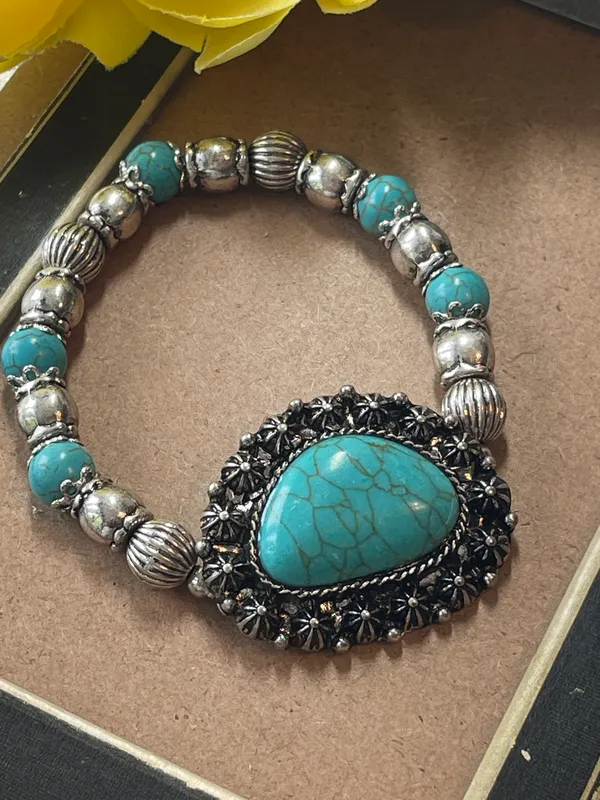 Western women’s faux turquoise and silver stretch bracelets. - Image 6