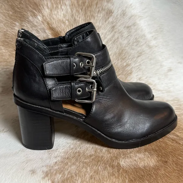 Dolce Vita Buckle Black Leather Biker Bootie Size 8 A22‎ - Image 6