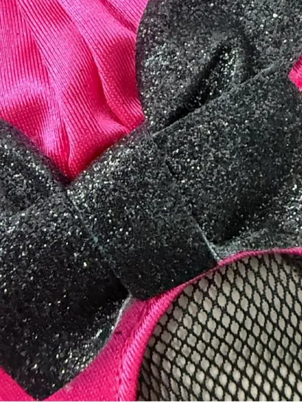 Leg Avenue Ruffle Gloves - Image 3