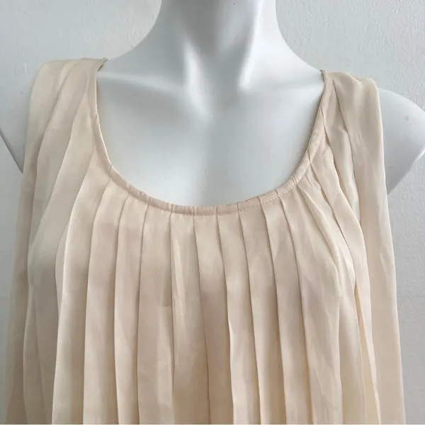 NEW Anthropologie Ryu Pleated Ruffle Babydoll Dress SMALL Sleeveless Beige/Brown - Image 4