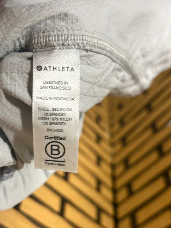Athleta gray shorts size 16 - Image 6