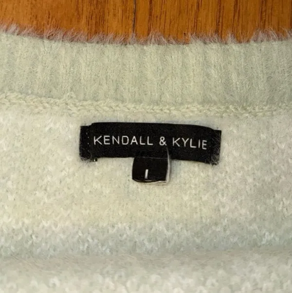 New PacSun Kendall & Kylie Light Mint Green + White Plaid Soft Cropped Top L - Image 9