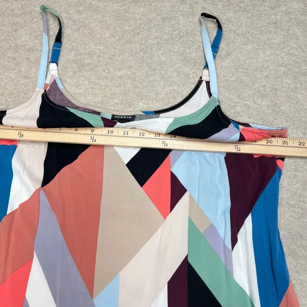 Torrid Geometric Colorblock Camisole Top Womens Sz 0 Multicolor V-Neck‎ Cami EUC - Image 6