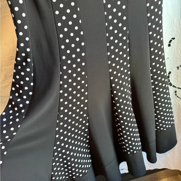 Frank Lyman Design Y2K K-pop Black and pale pink Polka Dot Midi swing Dress 6 - Image 4