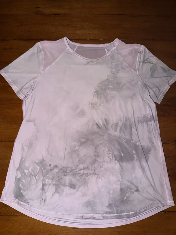 Lululemon Athletic Top 6 women’s - Image 3