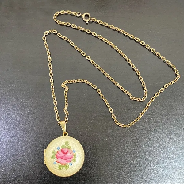 Vintage Hand-painted Flower Enamel Victorian Locket Necklace - Image 2