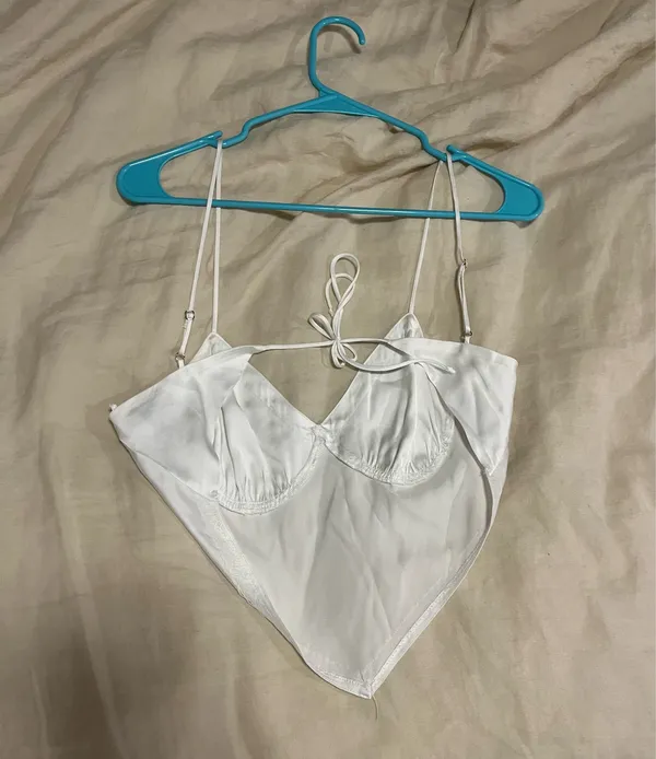 American Threads White Top - Image 3