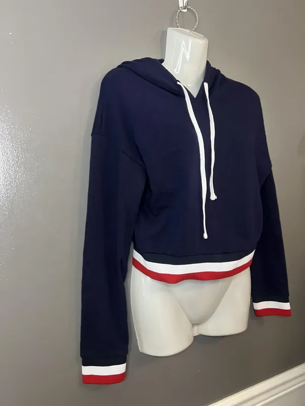 Bozzolo Hoodie Womens Large Navy Cropped Pullover Sweatshirt Red White Trim - Image 2
