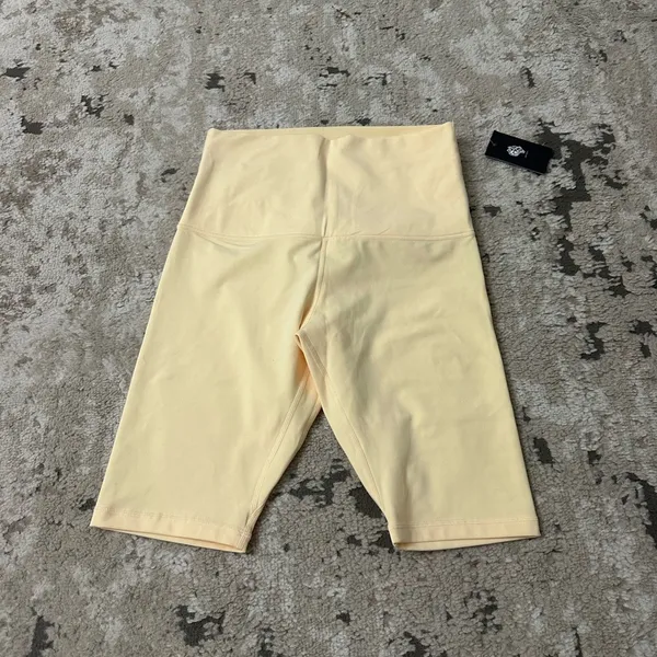 Darc Sport Wolf Head Biker Shorts Size Medium NWT - Cream - Image 2