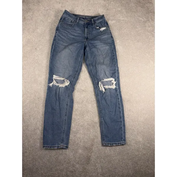 American Eagle‎ Outfitters Mom Jeans Light Wash Distressed Ripped Size 2 - Image 3