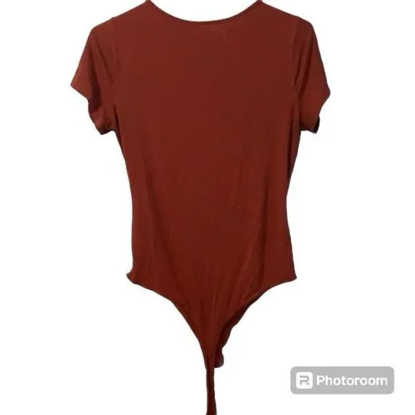 ✨Garage wrap bodysuit sz large maroon✨ - Image 5