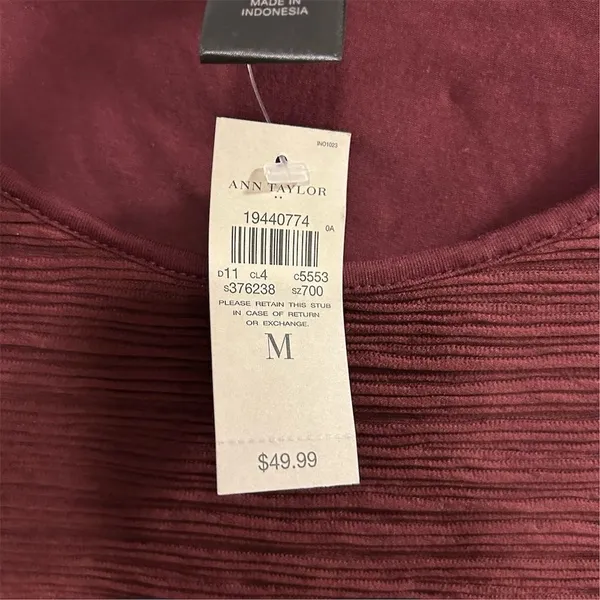 Ann Taylor Women's‎ Burgundy Red Ribbed Sleeveless Tank Top Size M - Image 8