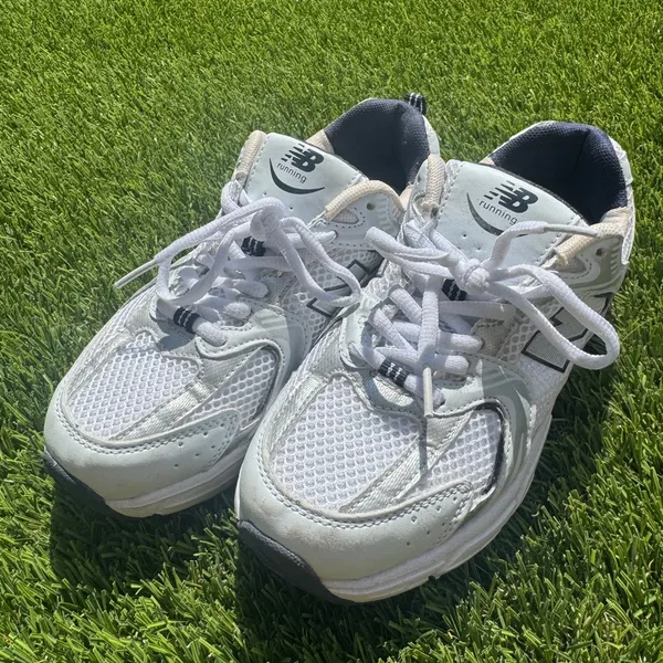New Balance White and Gray Women's Shoes - Image 5