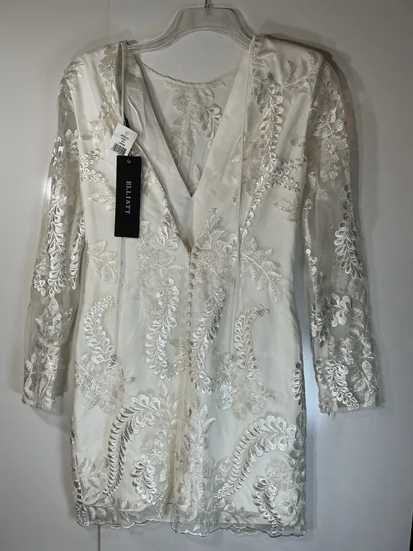 NWT Elliatt dress ivory color size large - Image 4