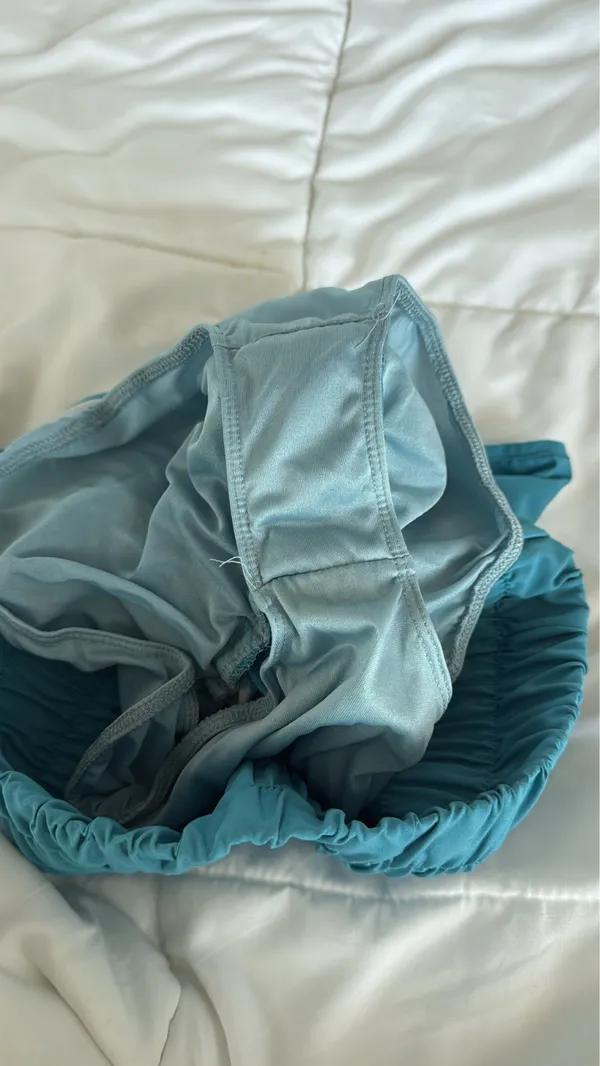 athletic shorts in blue Size M - Image 3