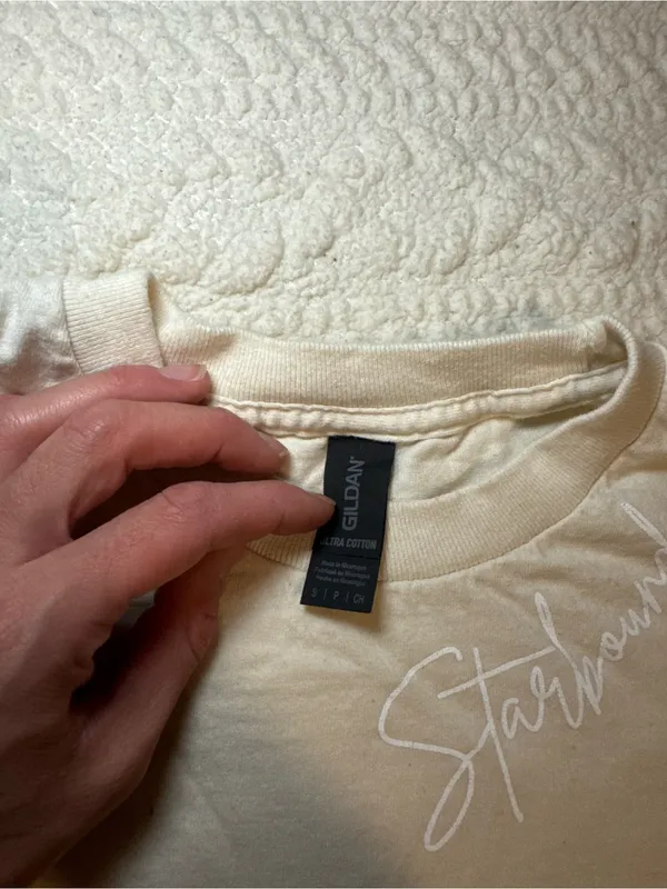 Gildan Ultra Cotton Long Sleeve Shirt Top Starbound Cream Small - Image 4