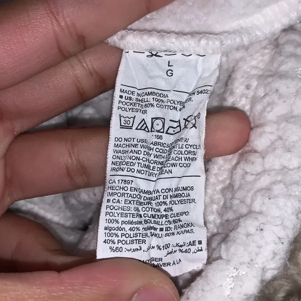 Old Navy White Sherpa Jacket - Image 4