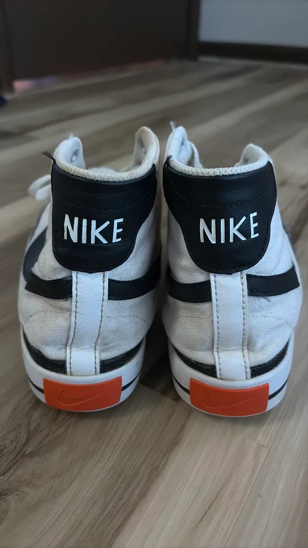Nike Shoes Women’s - Image 4