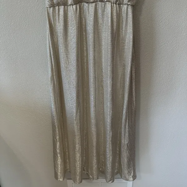 NEW Lauren Ralph Lauren Gold‎ Gown Cocktail Dress Party Metallic V-Neck Size 2 - Image 3