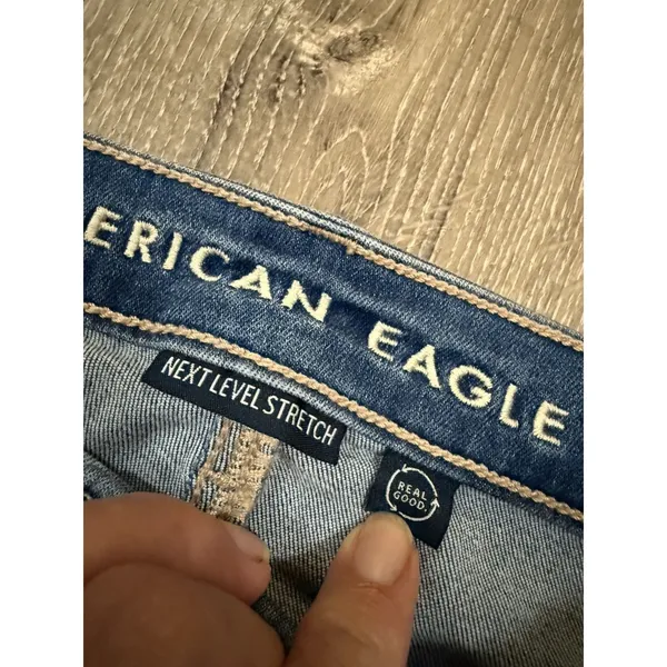Women's American Eagle Next Level Stretch Shortie Denim Shorts Sz 10 - Image 3