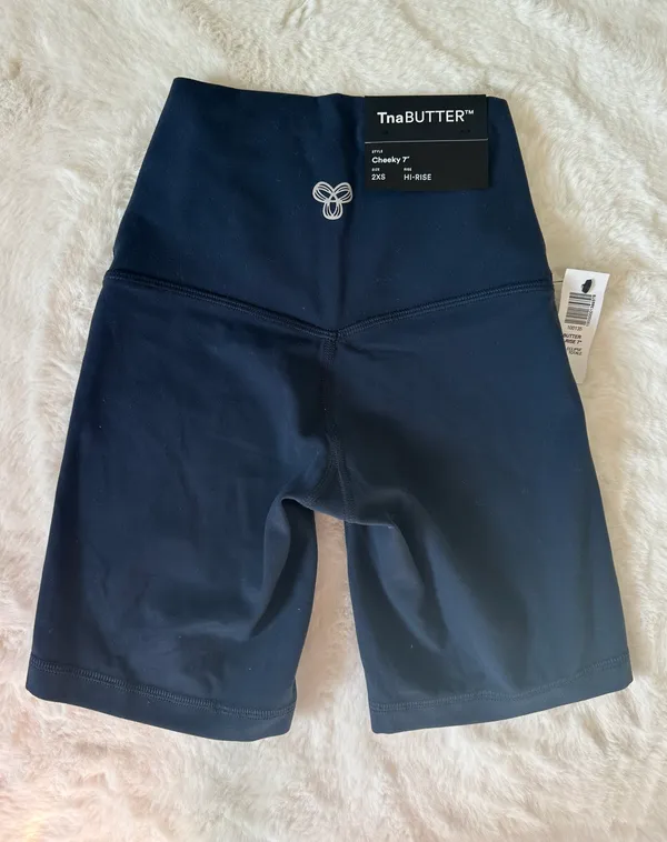 Aritzia TNA Butter Biker Shorts - Image 3