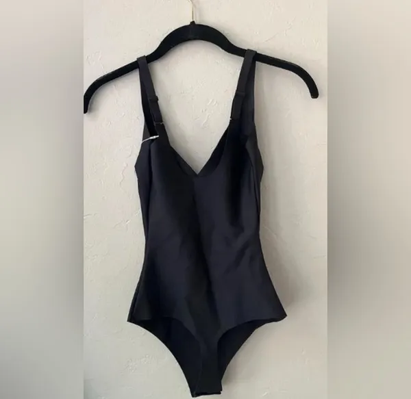 SKIMS Body CS Plunge Bodysuit XS - Image 4