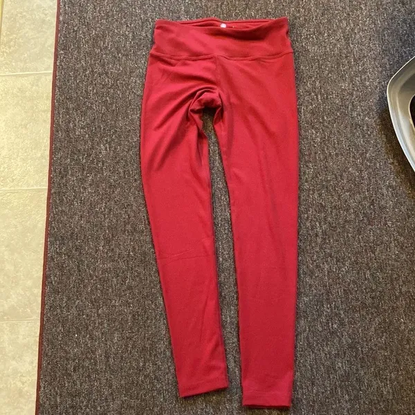‎Yogalicious red leggings small - Image 2