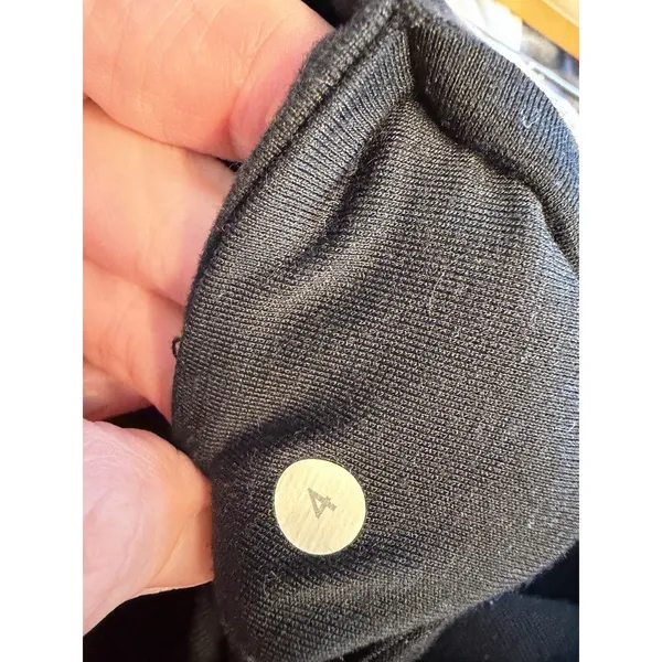 Lululemon Size 4 High Waisted Pants Size 4 Straight Leg Reversible Pants - Image 4