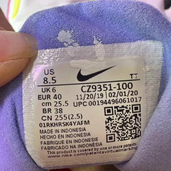 Nike Purple and White Sneakers - Image 14