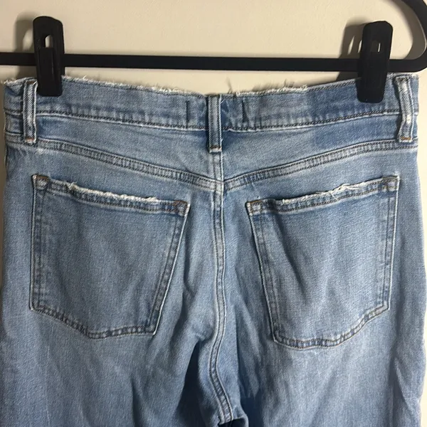 Abercrombie & Fitch The Mom High Rise Jean - Image 4