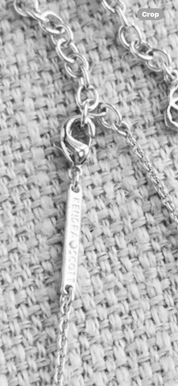 Kendra Scott Elisa Ivory Mother Of Pearl necklace - Image 4