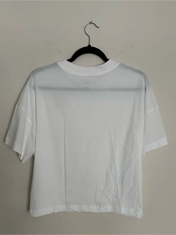 Maeve White Boxy Crop Tee with Lime Green Emblem 100% Cotton - Image 5