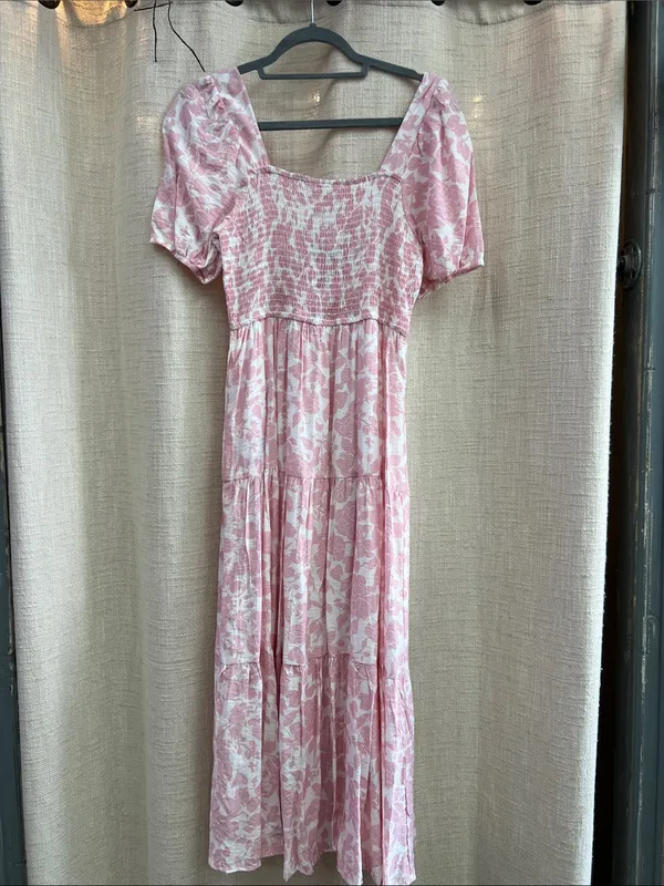 Soft Pink Floral Smocked Midi Dress Puff Sleeves Last One Size Medium - Image 5