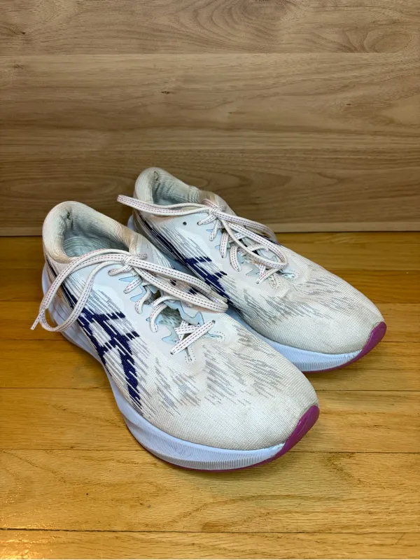 Asics Novablast 3 Women's Running Shoes - Size 12 - Image 2