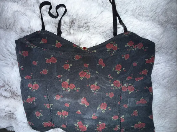 Garage Black Floral Sweetheart Camisole with Red Rose Print - Image 5