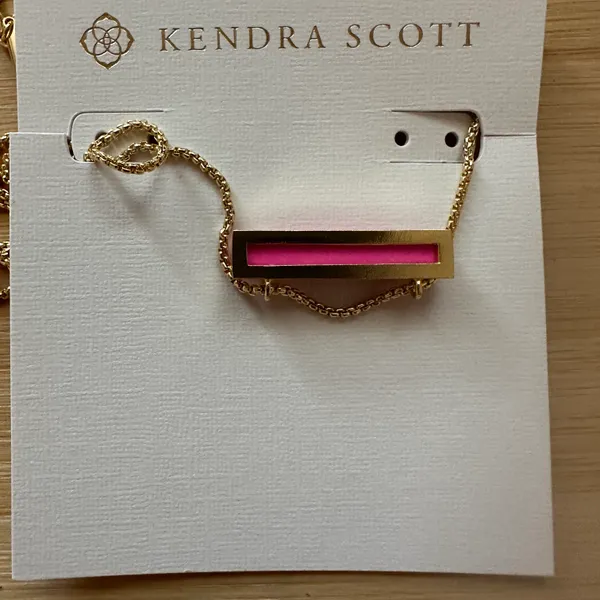 Kendra Scott gold Magenta Leanor Necklace - Image 3