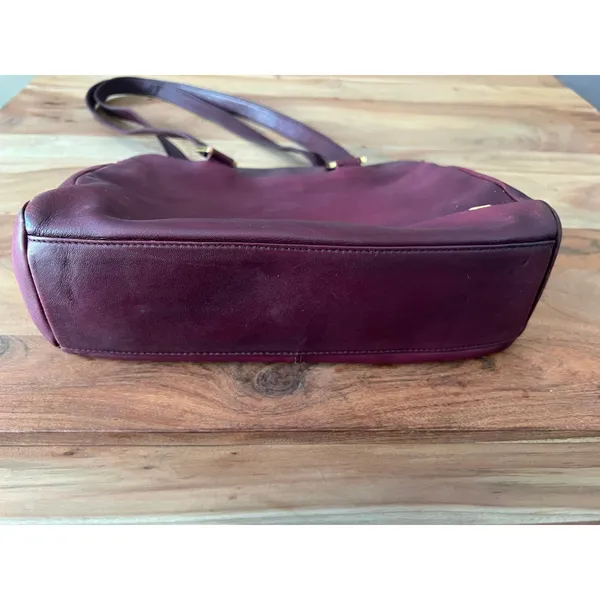 90's vintage Etienne Aigner burgundy leather shoulder bag purse horseshoe logo - Image 8