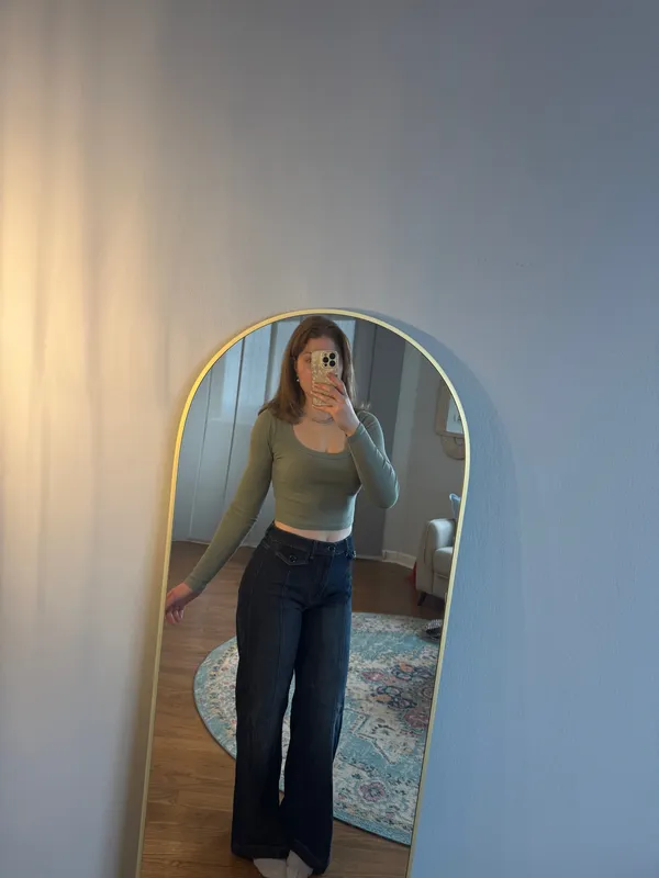 Glassons Long sleeve cropped top - Image 2