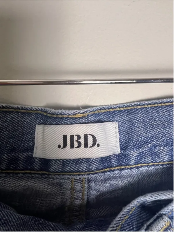 JBD Just Black Denim Criss Cross Skater Jeans 26 High Rise Wide Straight Leg - Image 3