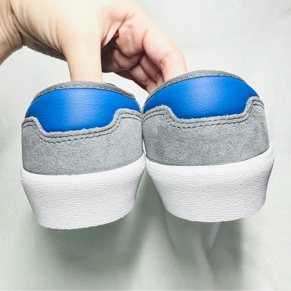 Adidas Shmoofoil Slip-On - Grey / Royal Blue - 6 - Nib - Image 3