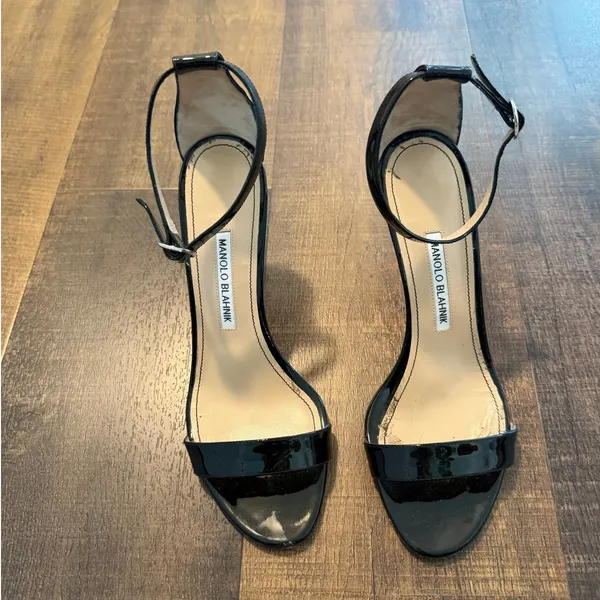 Manolo Blahnik Patent Leather Ankle Strap Heels Size 39.5 Black - Image 2