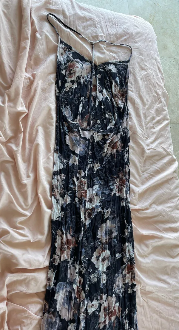 Low Back Maxi Dress - Image 6