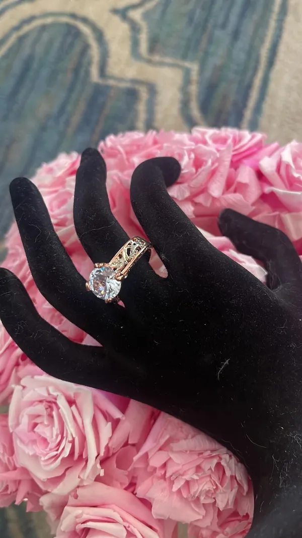 Rose gold ring - Image 5