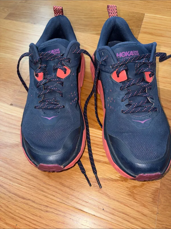 Hoka Women's Navy and Coral Athletic Running Shoes - Image 3