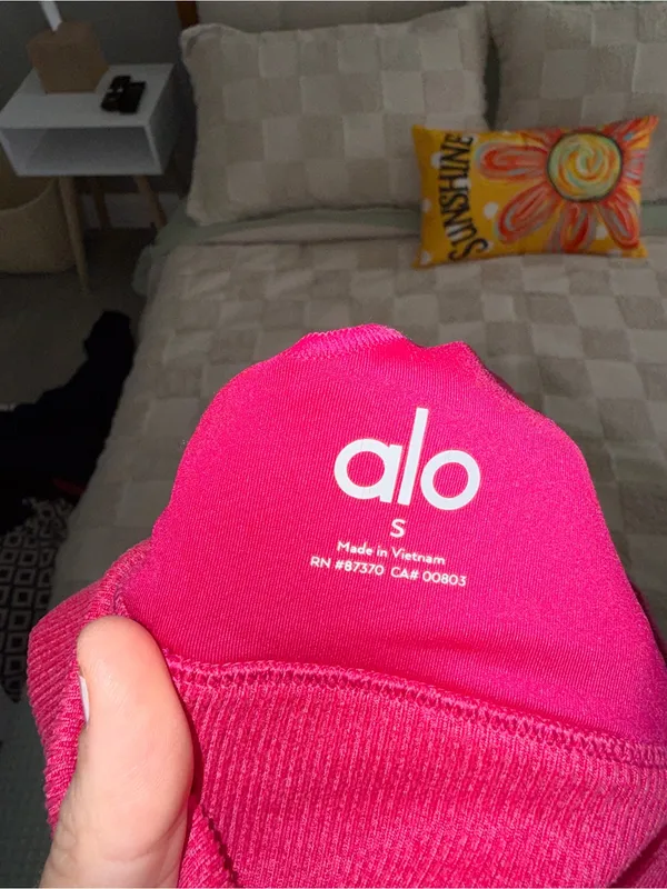 Alo Yoga Alosoft Lavish Bra size S - Image 4
