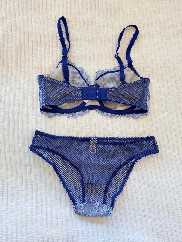 Victoria's Secret Blue Floral Lace Underwire Bra & Panty Set NWOT 32DDD - Image 4