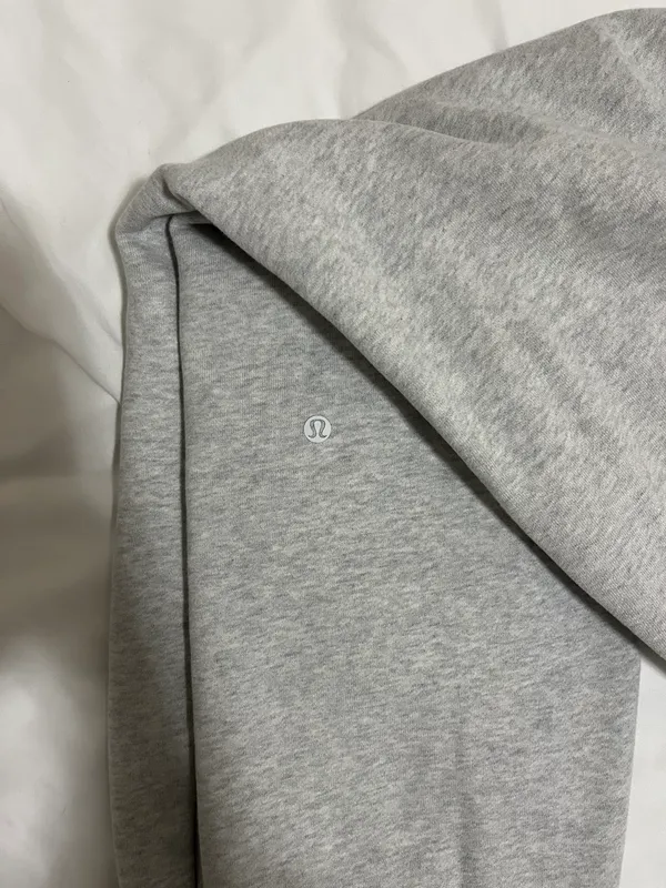 Lululemon Scuba Mid-rise Oversized Joggers - Image 4
