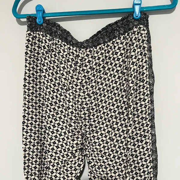American Eagle White Black Soft Pants Joggers - Image 6