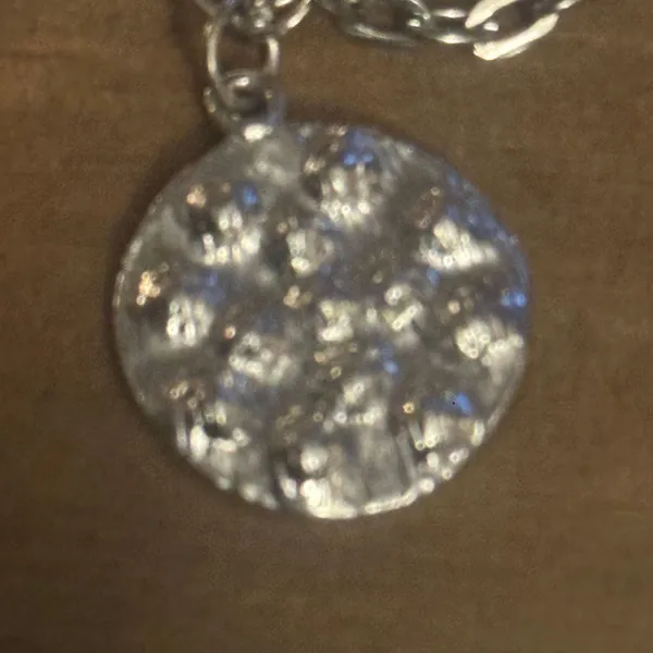 Multi chain turquoise bead and rhinestone sand dollar bracelet - Image 4
