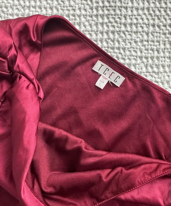 TCEC burgundy one sleeve satin mini dress - Image 2